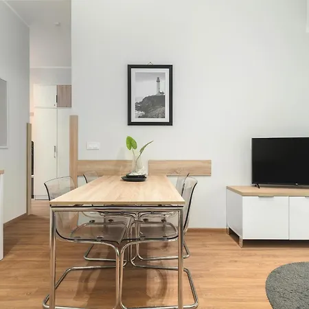 50m Od Plazy Daire *